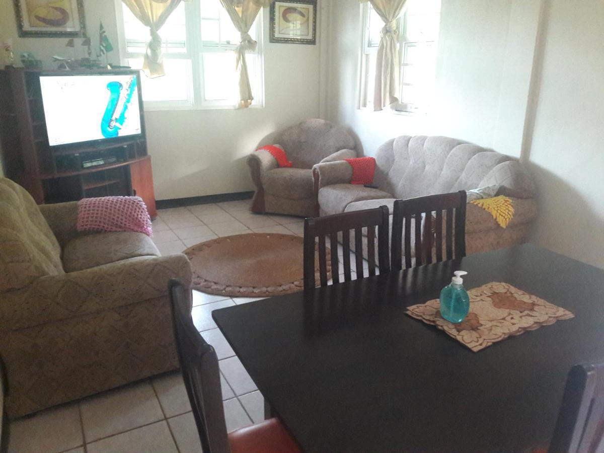 Bataka Danglez Bed & Breakfast מראה חיצוני תמונה