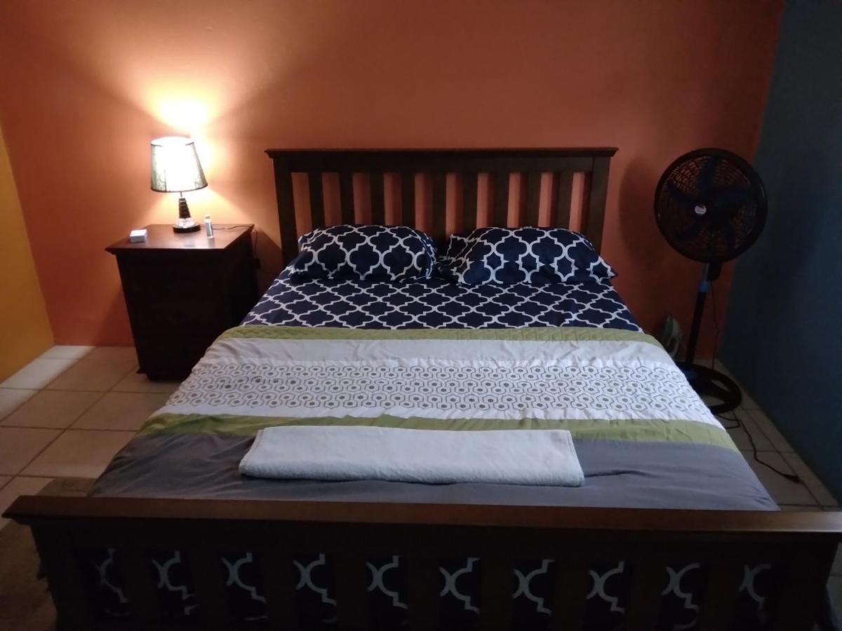 Bataka Danglez Bed & Breakfast מראה חיצוני תמונה