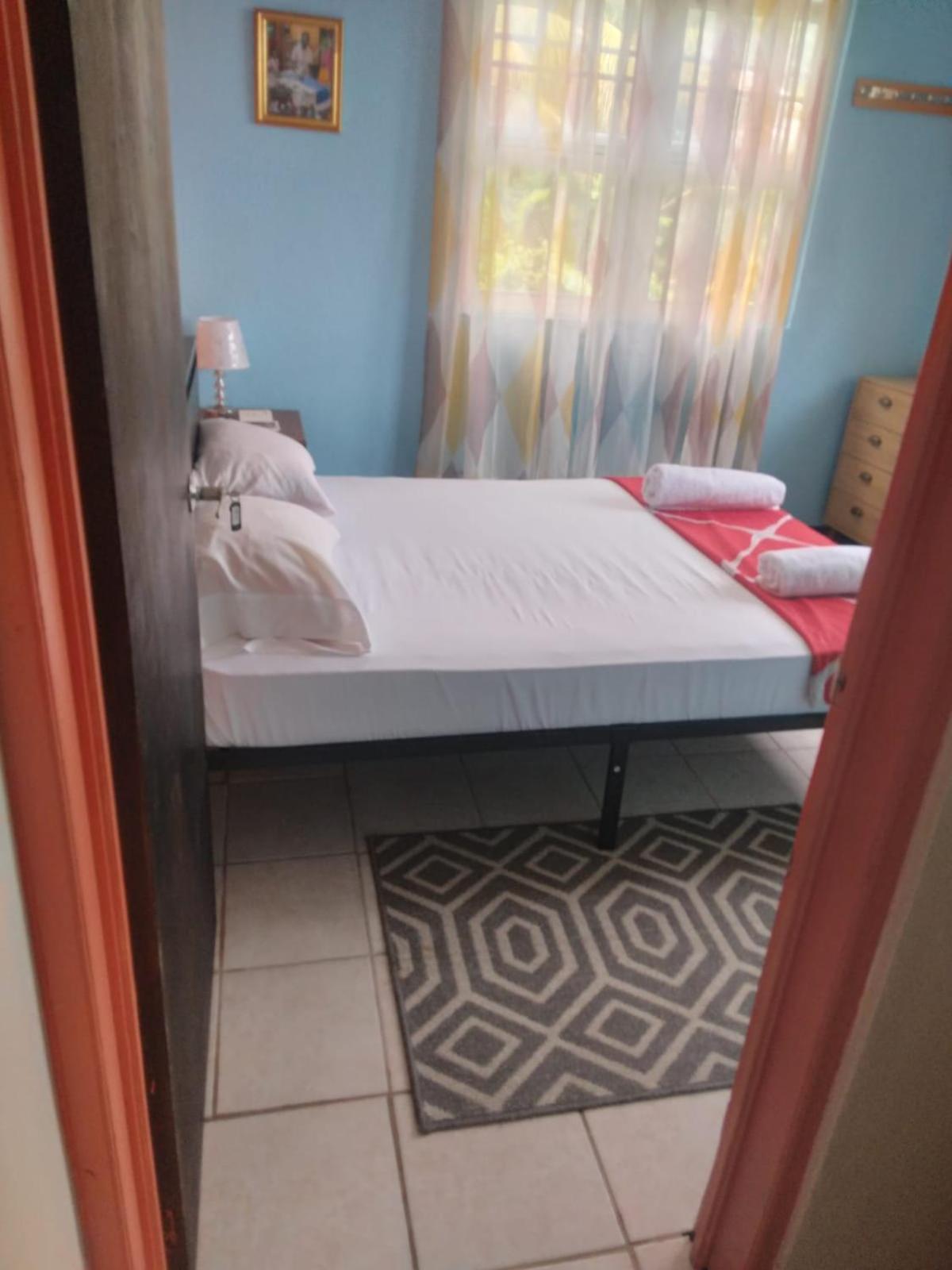 Bataka Danglez Bed & Breakfast מראה חיצוני תמונה